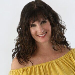 Meet your Posher, Pam